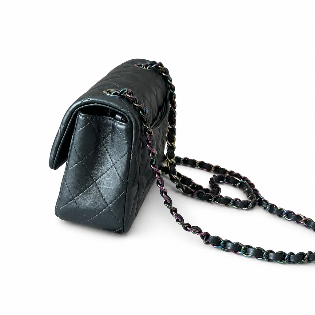 Chanel Classic Quilted Flap Bag | CC Hardware & Chain — 20cm
